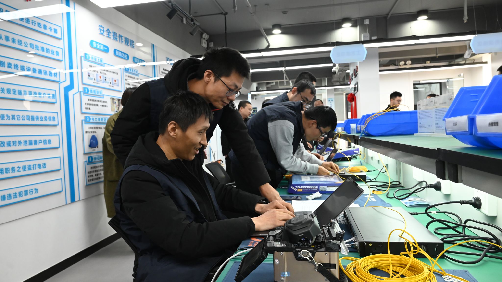 “高效運維，匠心服務”智慧校園網絡運維技能大賽成功舉辦 網絡技術服務